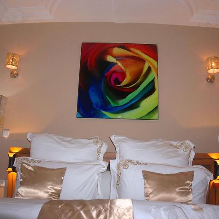 Gold Hotel Bafang Экстерьер фото