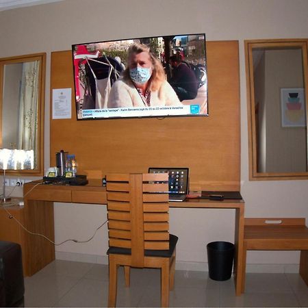 Gold Hotel Bafang Экстерьер фото