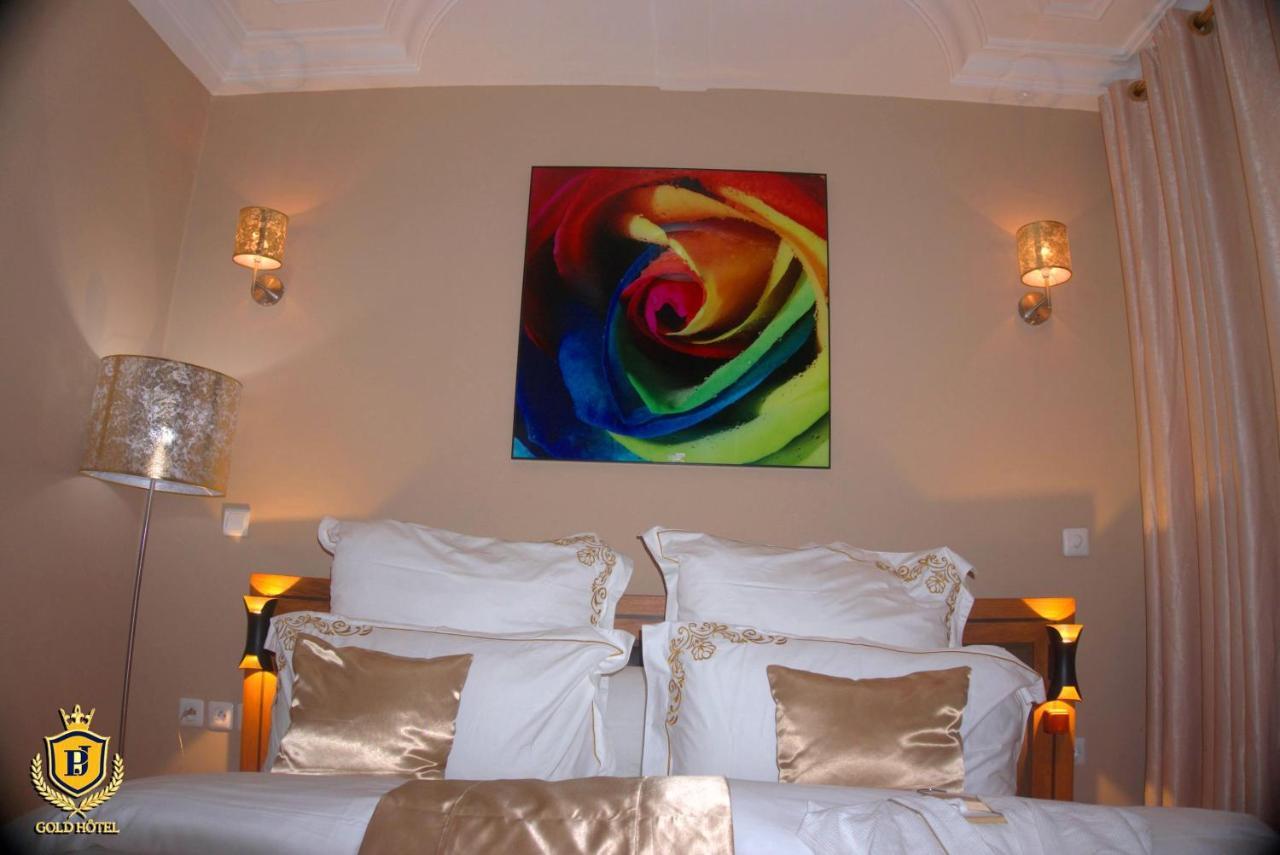 Gold Hotel Bafang Экстерьер фото