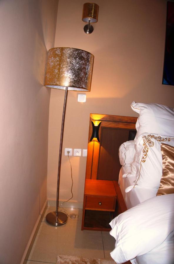 Gold Hotel Bafang Экстерьер фото