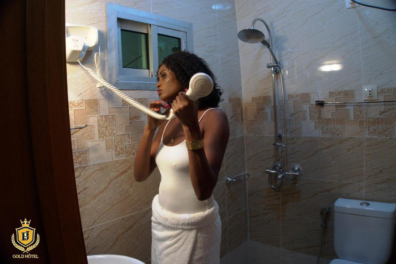 Gold Hotel Bafang Экстерьер фото
